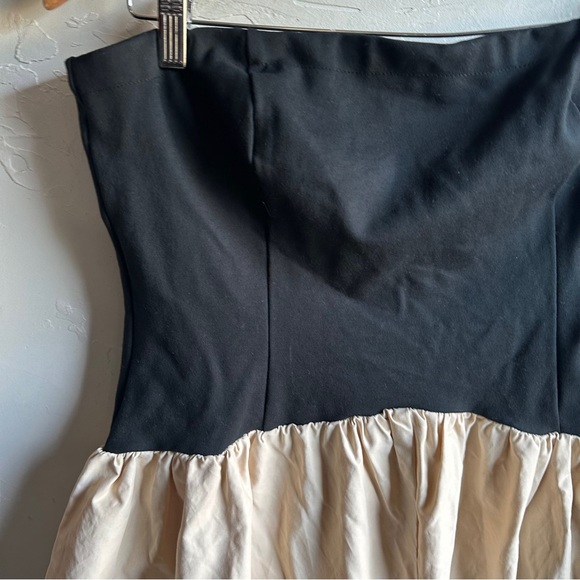 Maeve Bubble Hem Romper Tan and Black with smocked back Sz M - Picture 5 of 16